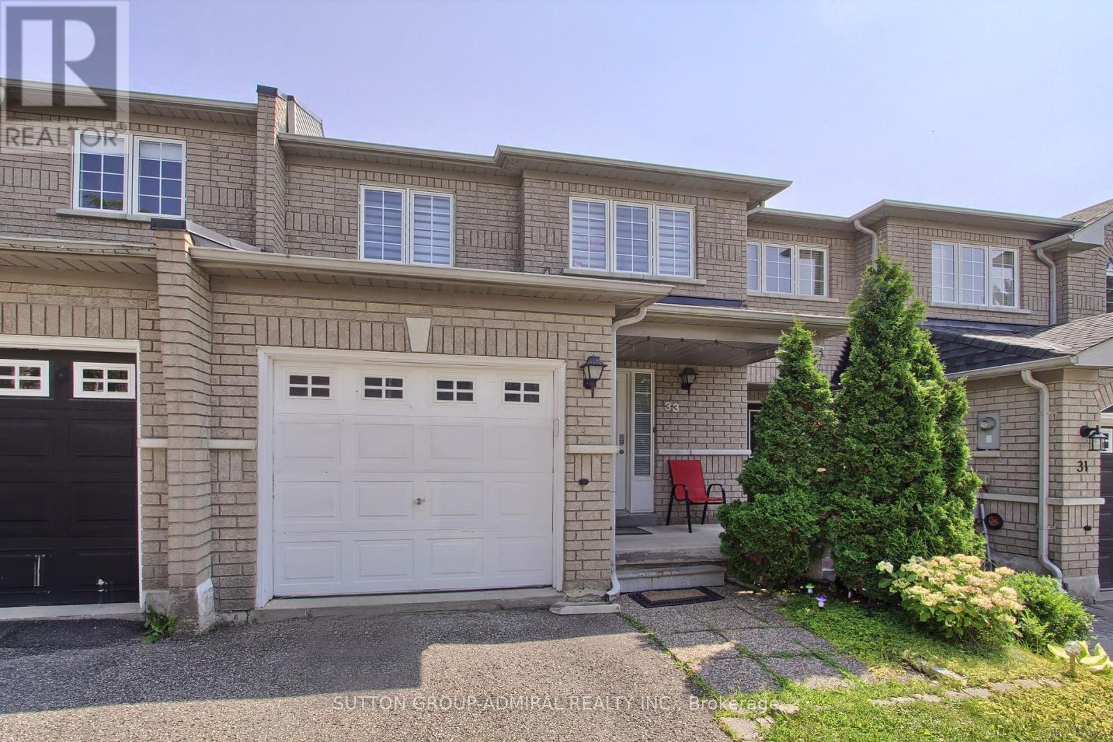 33 Lodgeway Drive, Vaughan, Ontario  L6A 3S6 - Photo 3 - N9262748